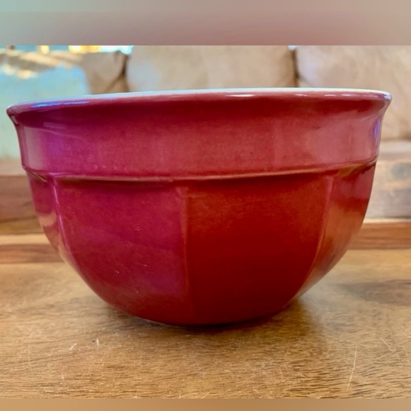 Emily Henry France Small Pottery Bowl From Williams Sonoma - Picture 1 of 3